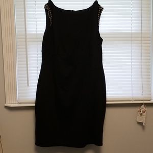 Vince camuto black sleeveless dress with stud arms